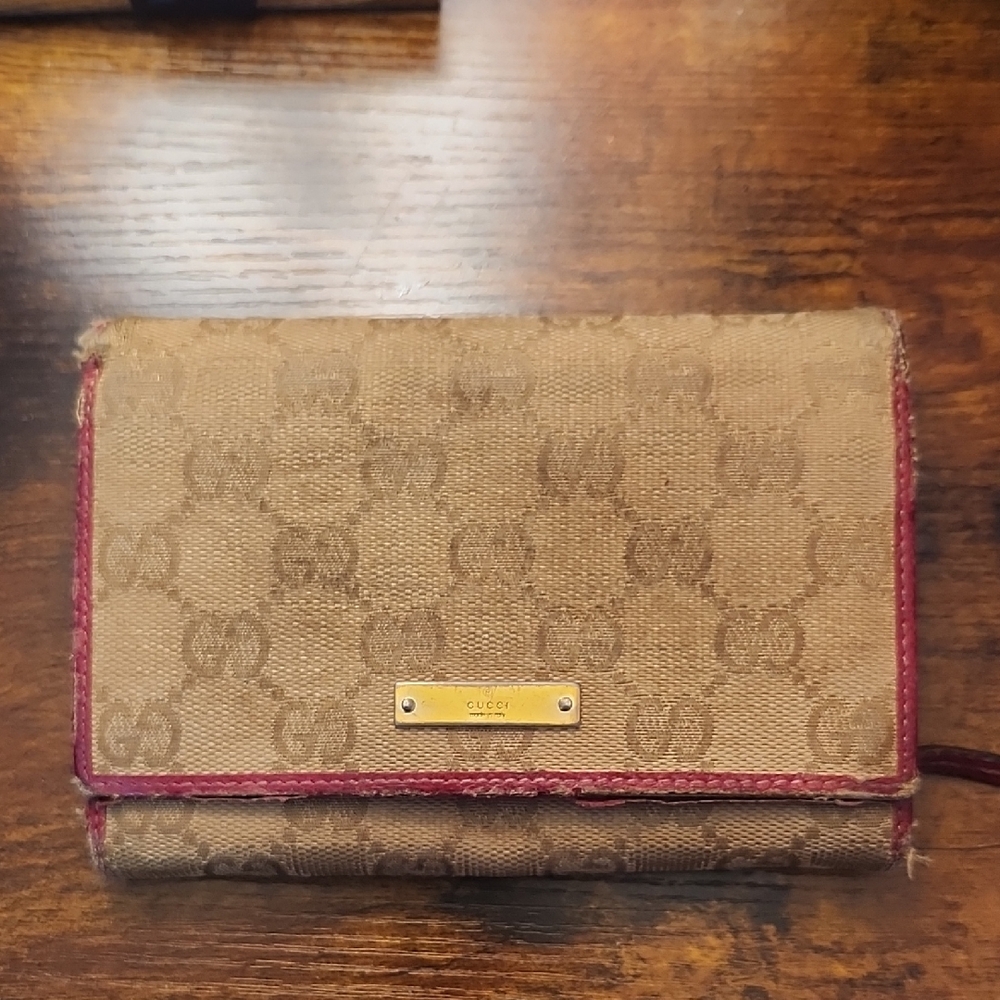 Authentic Gucci Tan and Maroon Monogram Wallet